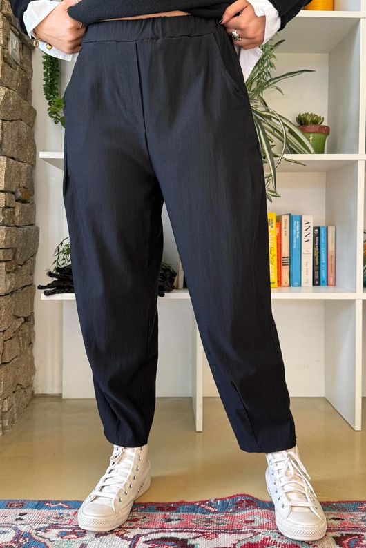 Bengaline Carrot Leg Trouser Black